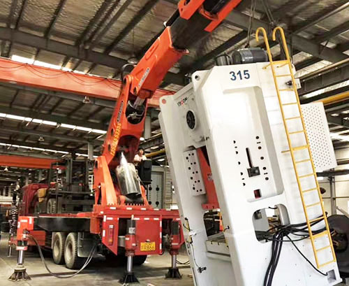 魏县提升工作效率，选择优质折臂吊租赁服务