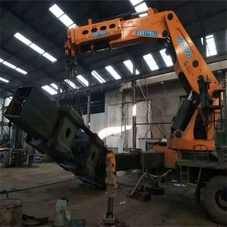 魏县200吨折臂吊出租