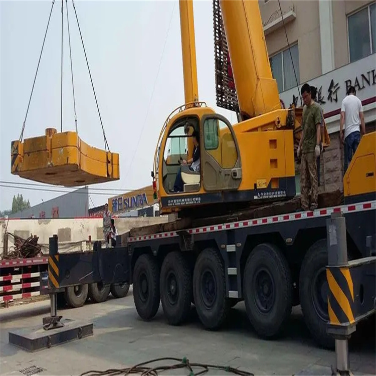 魏县当地吊车出租|机器吊装|75吨|工厂搬迁服务